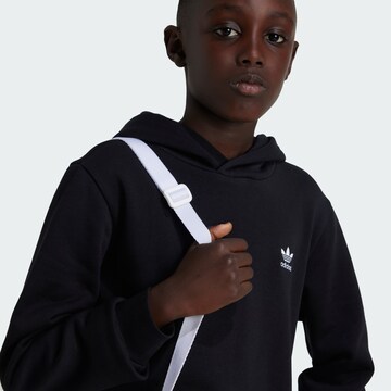 ADIDAS ORIGINALS Sweatshirt in Zwart