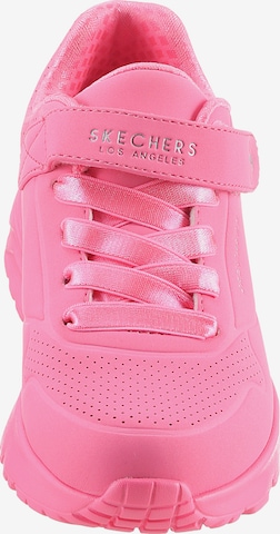 Baskets 'UNO LITE' SKECHERS en rose