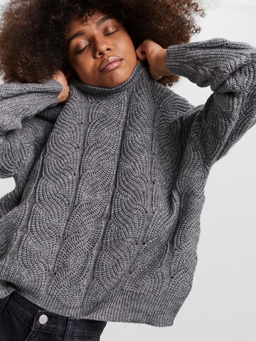 VERO MODA Sweater 'Stinna' in Grey