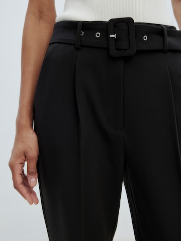 EDITED Zúžený Kalhoty 'Zainab' – černá