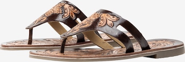 usha FESTIVAL T-bar sandals in Brown