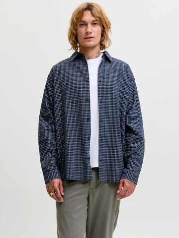 JACK & JONES Comfort Fit Skjorta 'JJCARTER' i blå: framsida