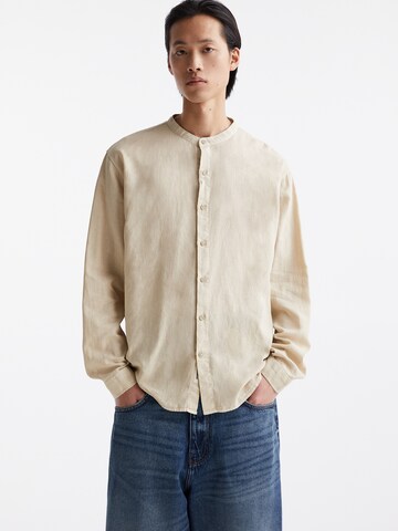 Pull&Bear Comfort fit Button Up Shirt in Beige: front