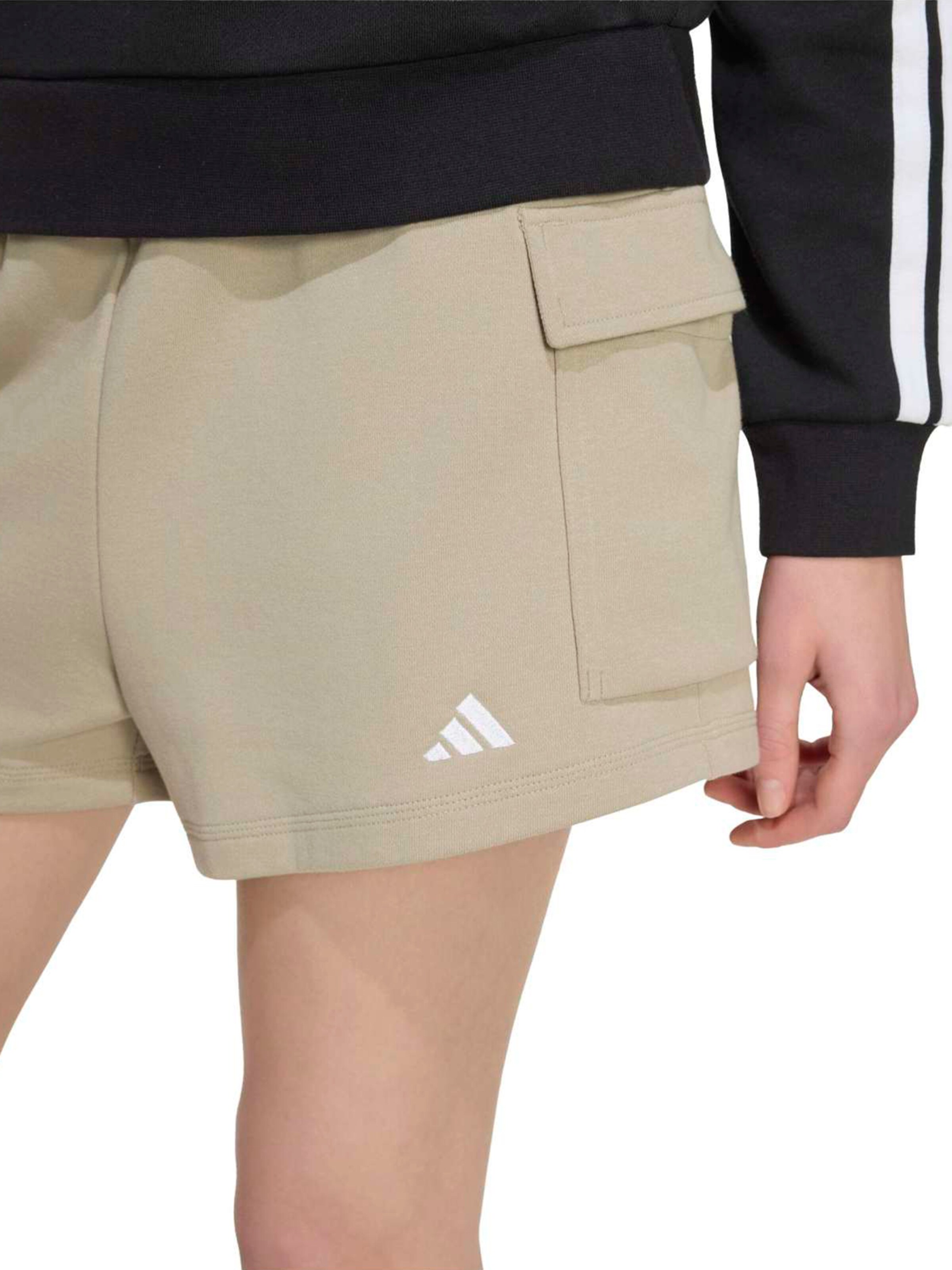 Largi Pantaloni sport 'Essentials' de la ADIDAS SPORTSWEAR pe verde