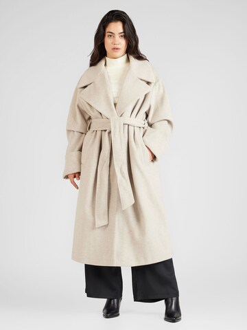 Manteau mi-saison River Island Plus en beige : devant