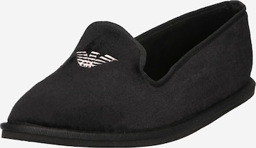Papuci de casă de la Emporio Armani pe negru: față