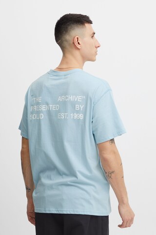 !Solid T-Shirt in Blau