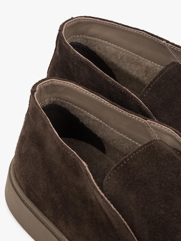 Estro Moccasin '09-4583' in Brown