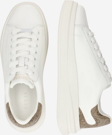 Baskets basses 'Elbina' GUESS en blanc