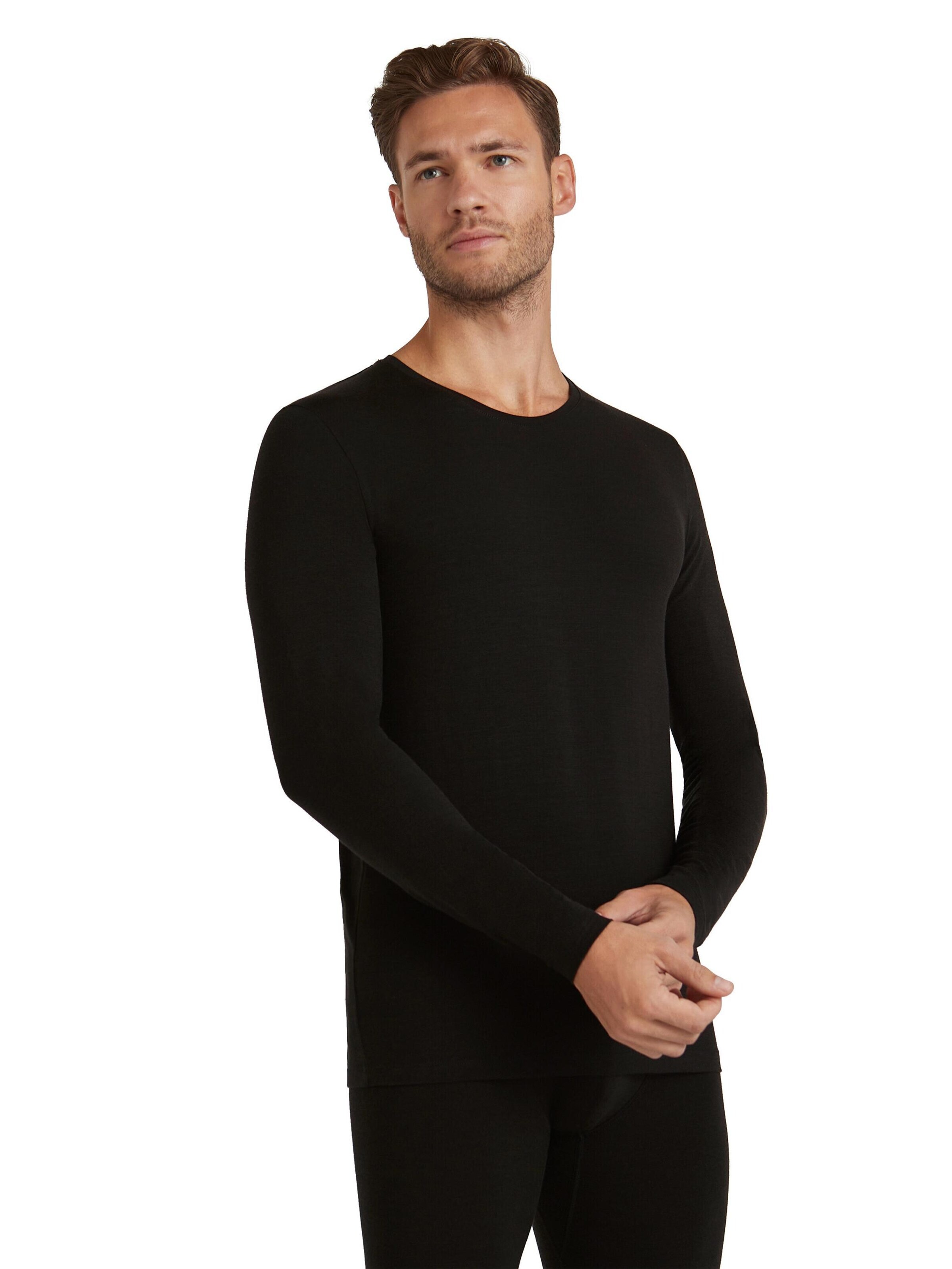 FALKE Undershirt in Black: front