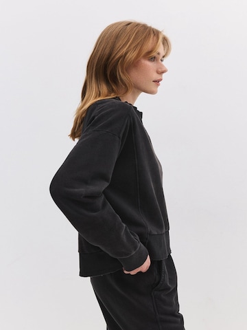 No Matter What Sweatshirt in Black