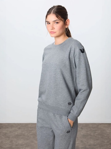 Tommy Life Joggingpak in Grijs