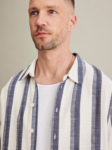 Coupe regular Chemise 'Anthony' DAN FOX APPAREL en bleu