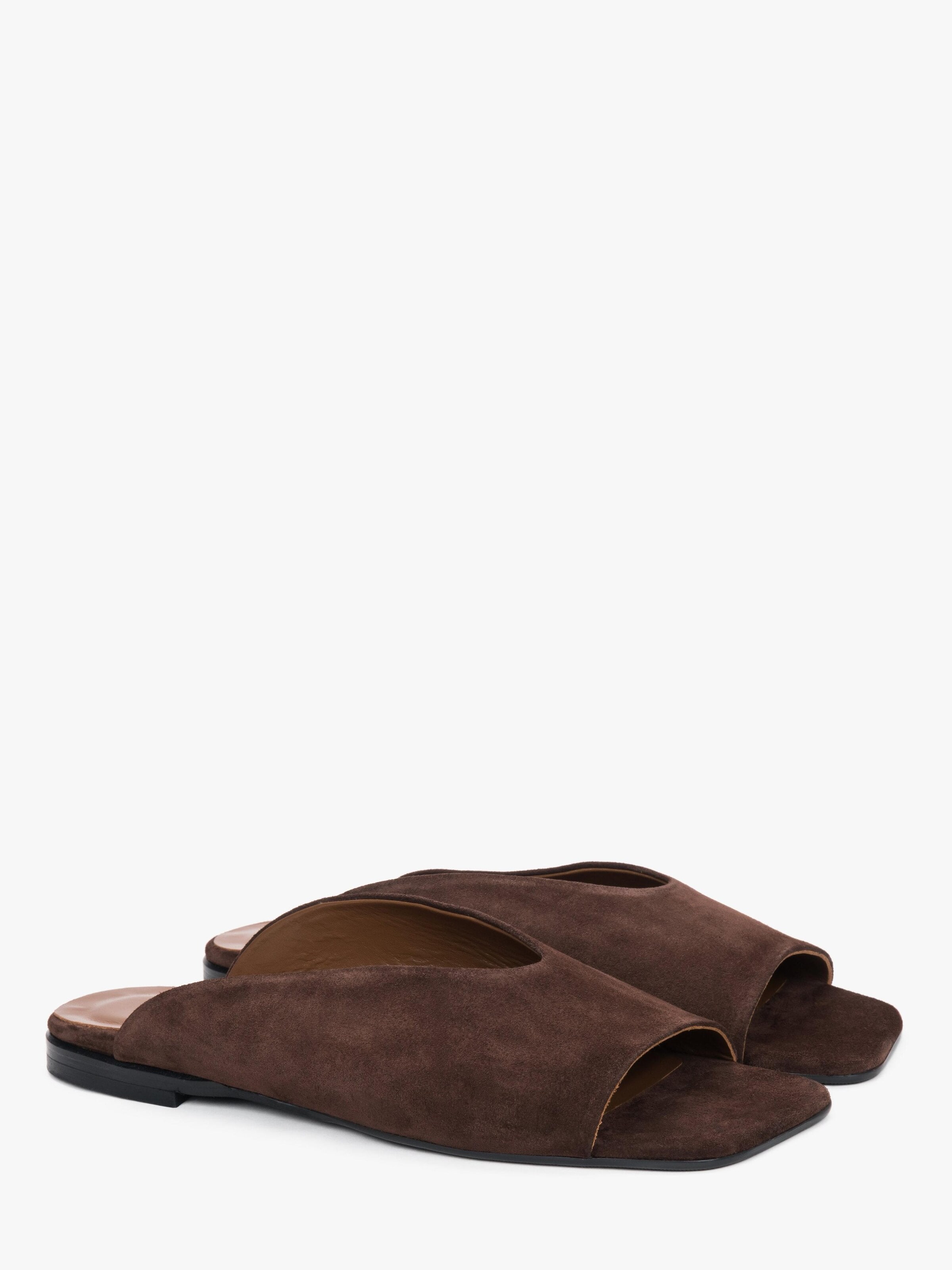 Estro Mules '11-5304-10' in Brown