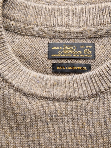JACK & JONES - Jersey en marrón