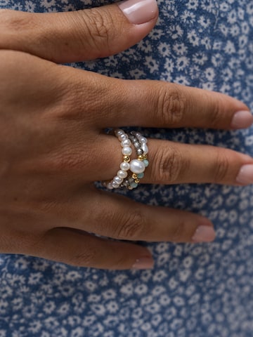 Made by Nami Ring in White