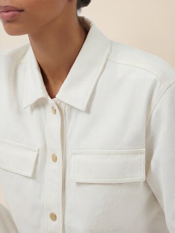 APART Blouse in White