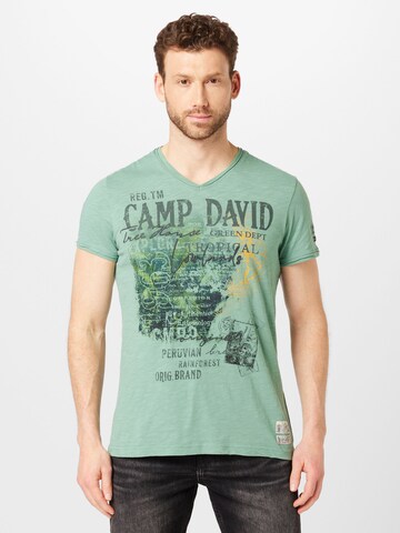 CAMP DAVID Μπλουζάκι σε πράσινο: μπροστά