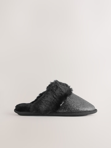 Next - Pantufa em preto