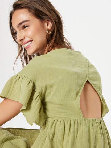 Rochie 'MIRANDA' de la NAF NAF pe verde