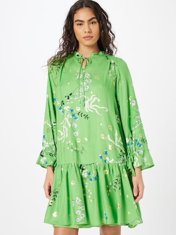 Robe-chemise 'CADEAU' NÜMPH en vert : devant