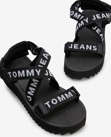 Tommy Jeans Sandále - Čierna