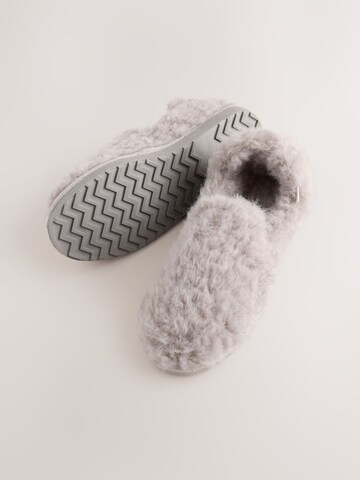 Pantoufle Next en gris