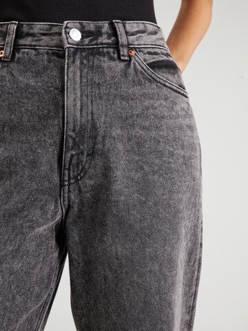 Monki Loosefit Jeans in Zwart