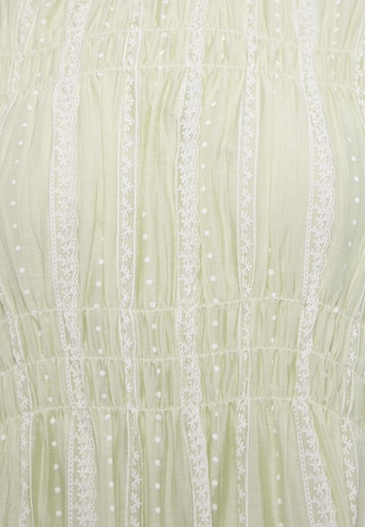 Usha - Vestido en verde