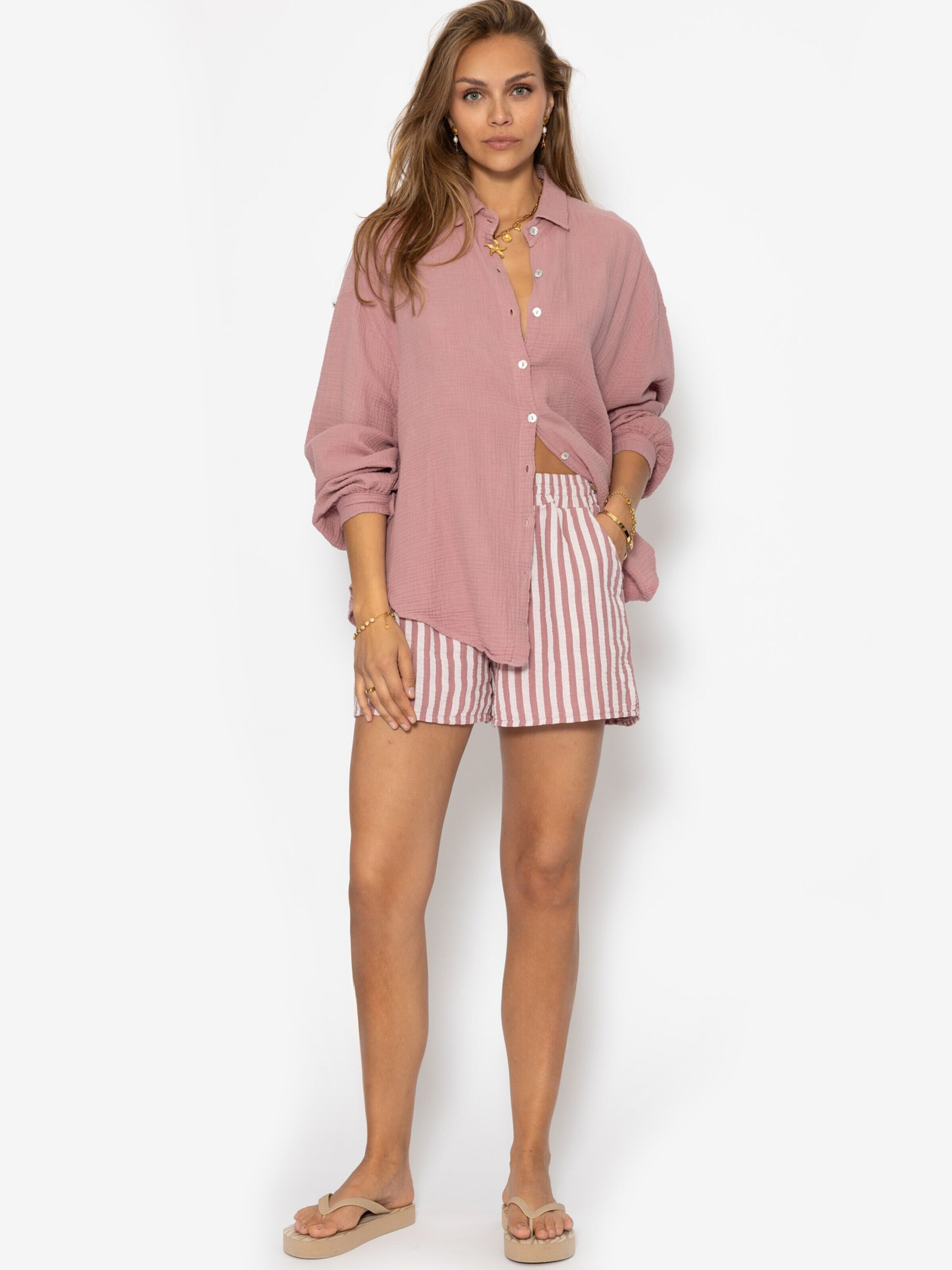 SASSYCLASSY Regular Trousers in Pink