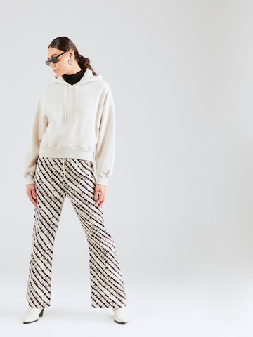 Abercrombie & FitchSweater majica 'SUNDAY' - bijela boja