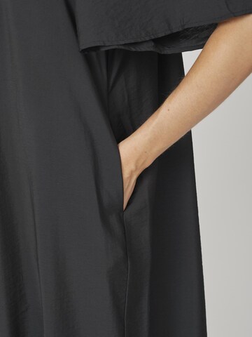 Robe-chemise 'Callum' co'couture en noir