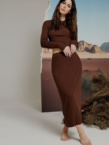 A LOT LESS Shirt 'Ina' in Brown