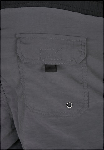 Shorts de bain Urban Classics en gris