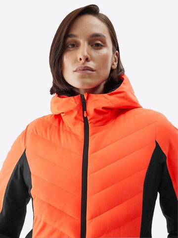 Giacca sportiva di 4F in arancione