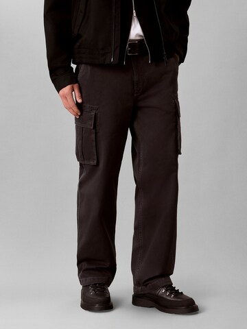 Calvin Klein Jeans Loosefit Hose in Grau: Vorderseite