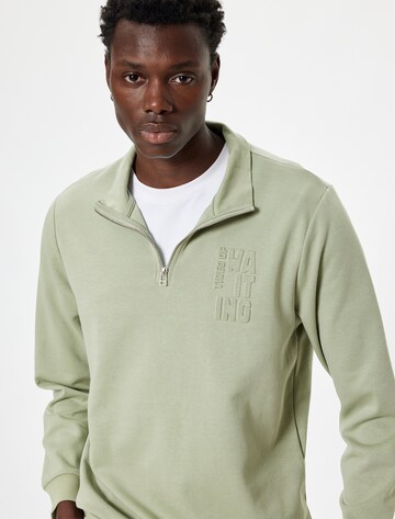 Koton Sweatshirt in Groen