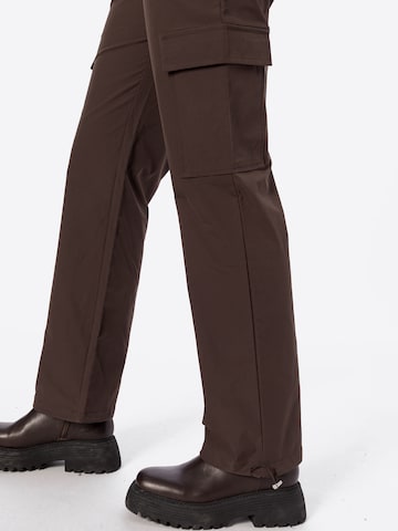 Loosefit Pantalon cargo 'VUJA' SISTERS POINT en marron