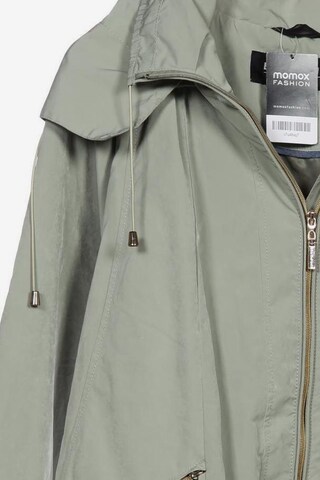 Beaumont Jacket & Coat in XL in Green