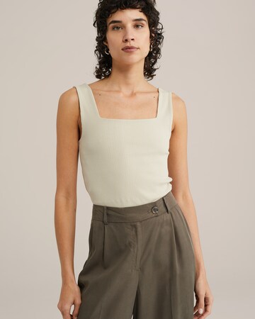 WE Fashion Top in Beige: front