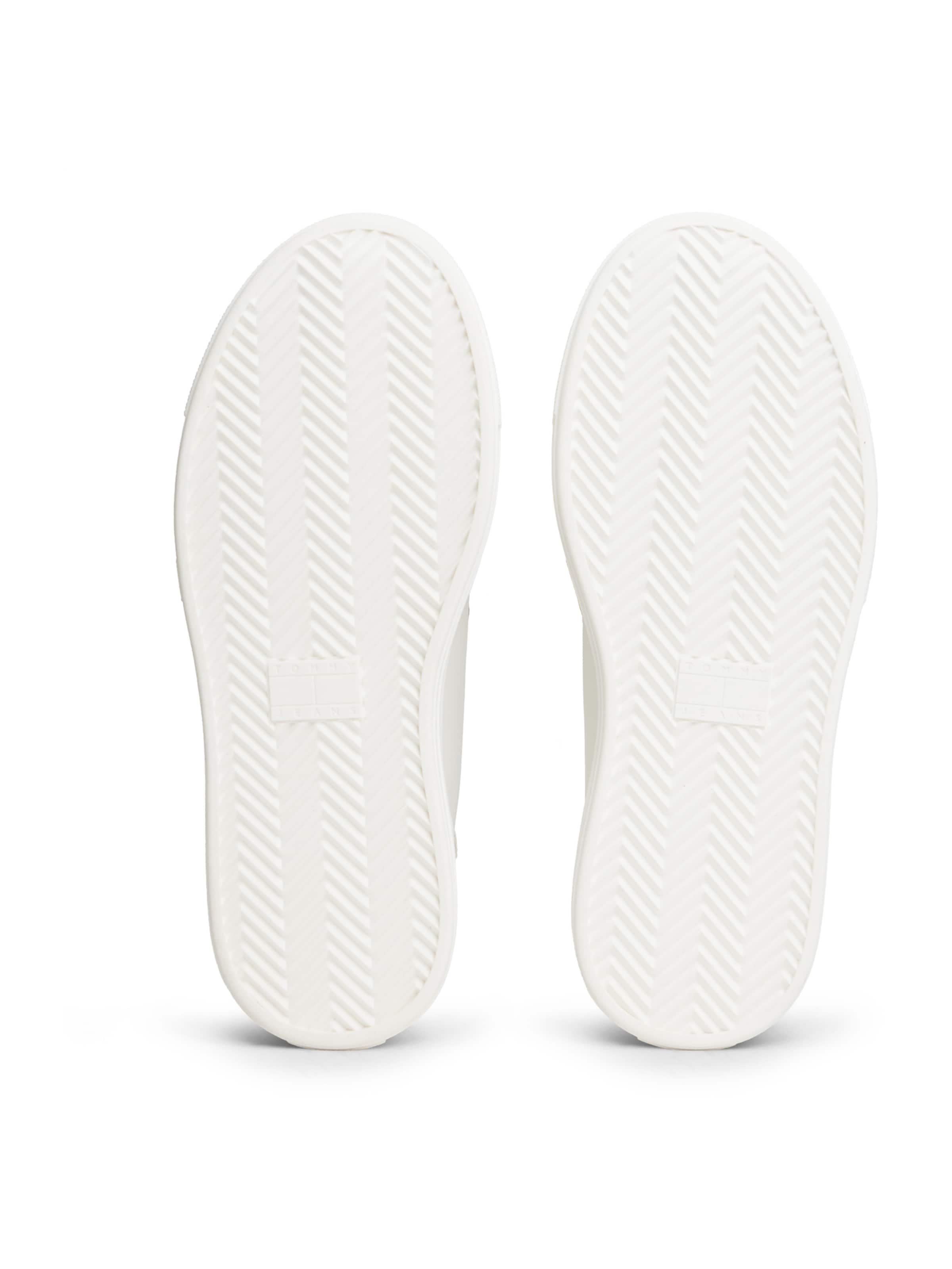 Tommy Jeans Ниски маратонки в бяло