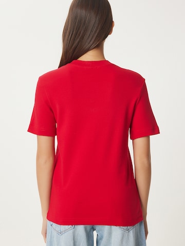 T-shirt Happiness İstanbul en rouge