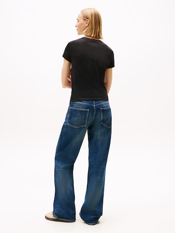 Tricou de la Tommy Jeans pe albastru
