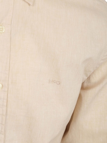 Coupe regular Chemise McGREGOR en beige