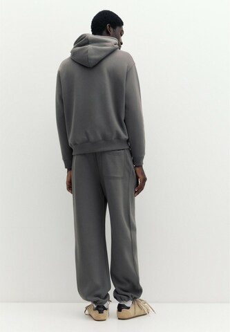 Pull&Bear Baggy Trousers in Grey