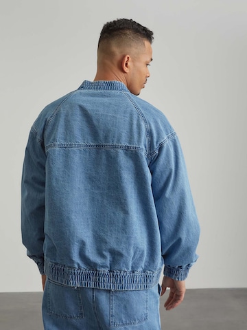 ABOUT YOU x Benny Cristo Between-Season Jacket 'Ramon' in Blue