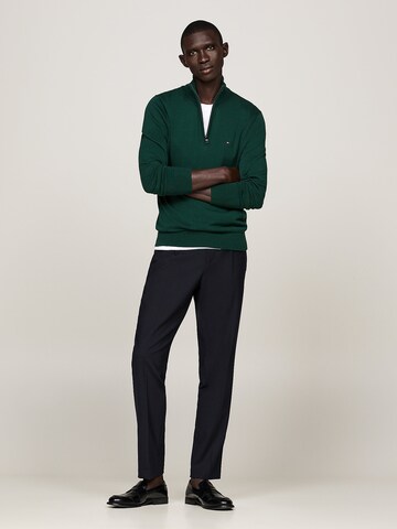 TOMMY HILFIGER Sweater in Green