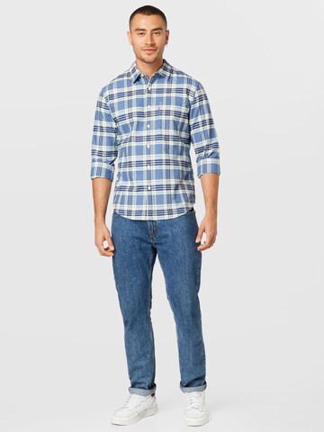 LEVI'S ® Klasický střih Košile 'Classic Fit Pocket Tee' – modrá