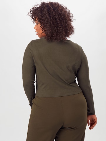 ABOUT YOU Curvy Shirt 'Selena' in Groen