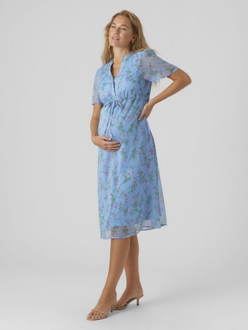 Robe Vero Moda Maternity en bleu : devant